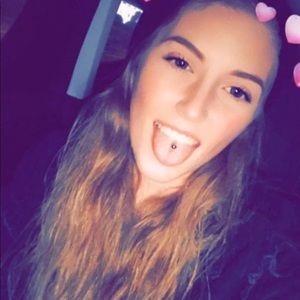 Meet your Posher, Hailey